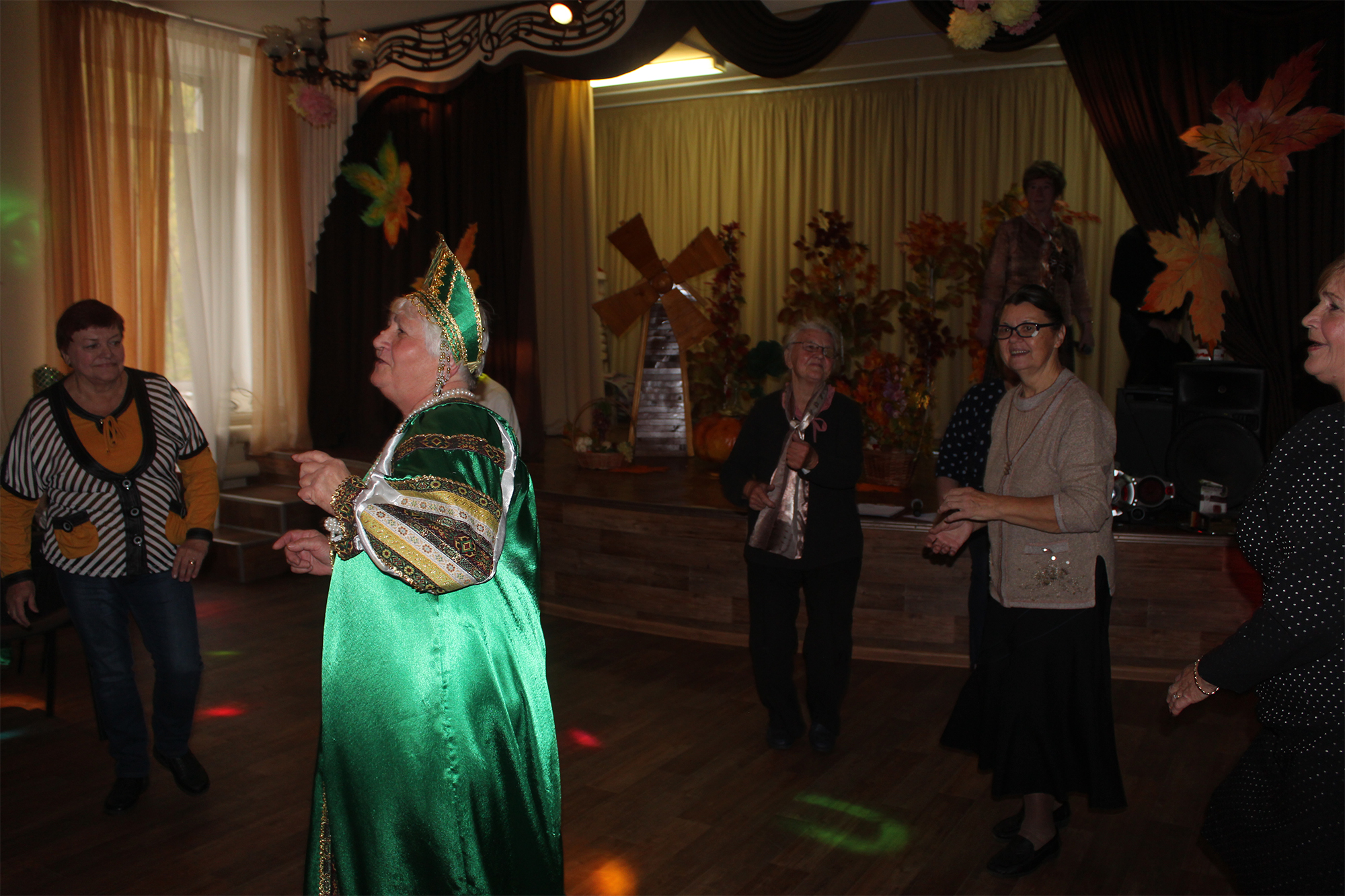 Международный день пожилого человека в ДК "Пироговский"