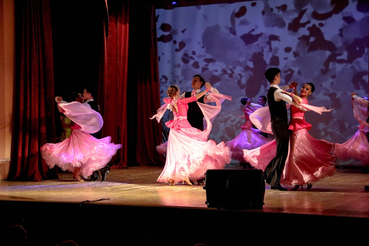 Юбилейный  концерт образцового коллектива бального танца "Грация"