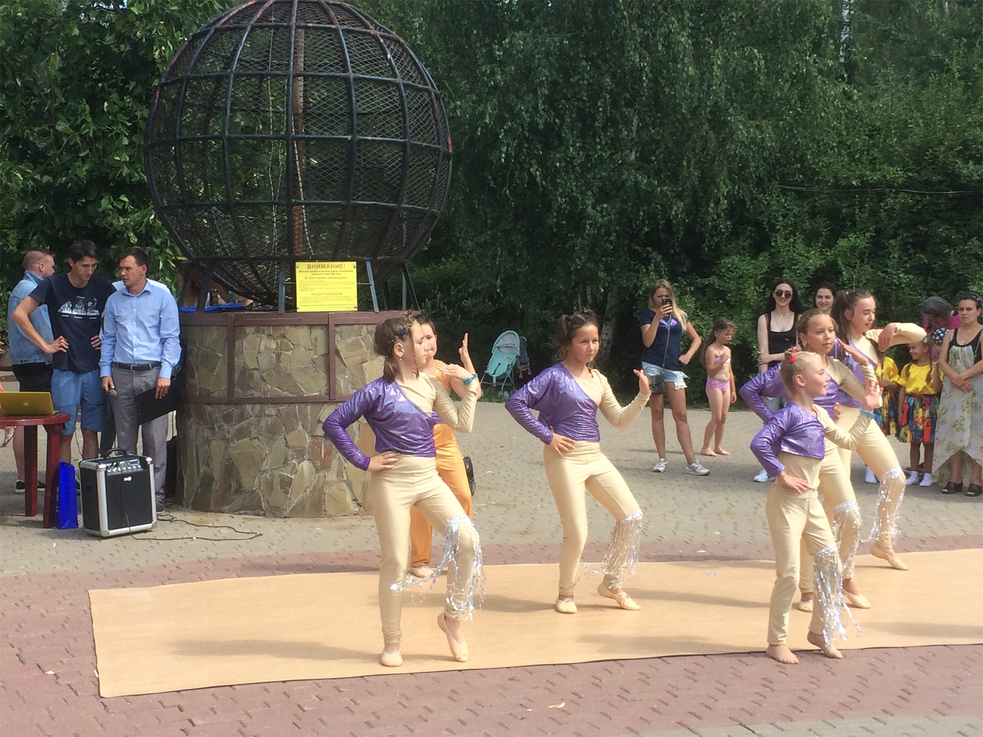 Танцевальный баттл в Центральном парке культуры и отдыха г. Мытищи